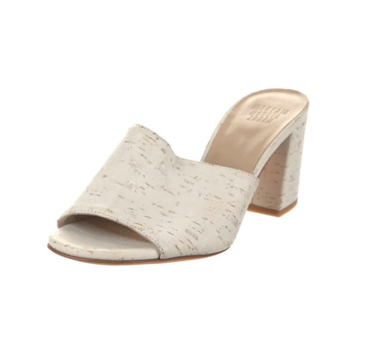 Maryam Nassir Zadeh Neutral Slides